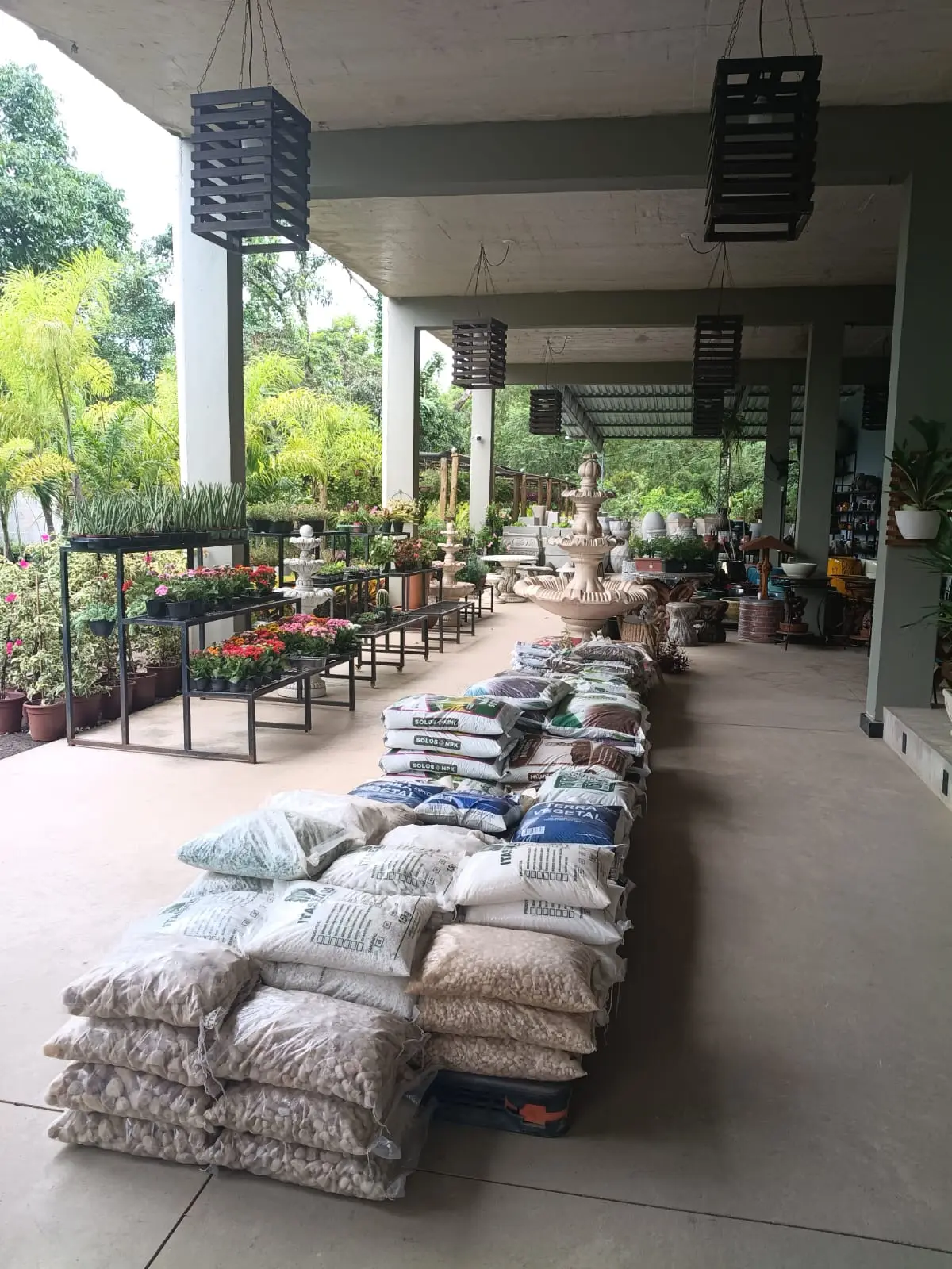 Insumos de jardim na Arte Verde